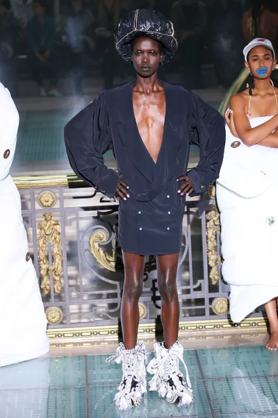Look 53